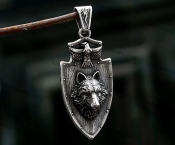 wolf pendant KJP118-0132